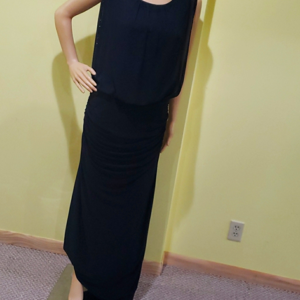 Scarlett Nite size 8 black formal dress